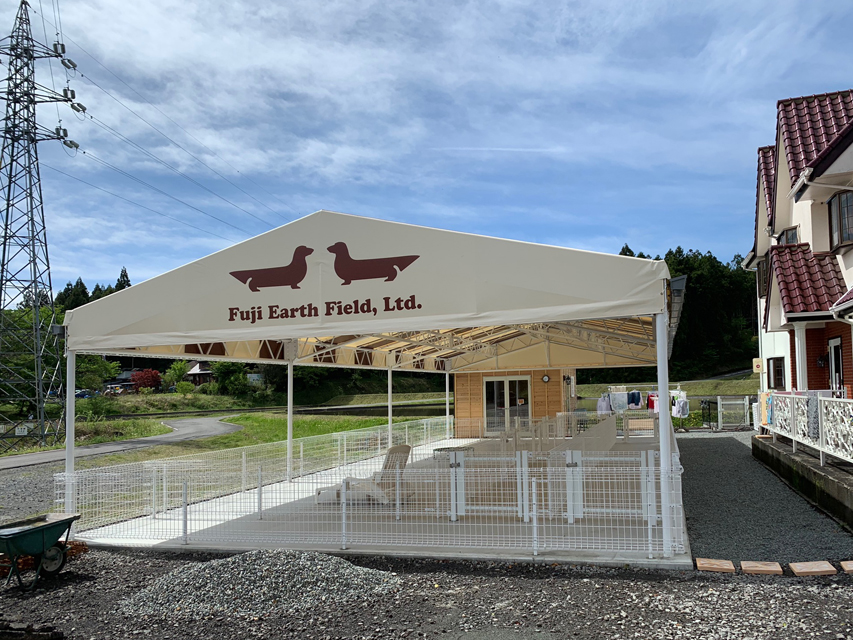 フジアースフィールド犬舎 ドッグラン部分IMG_5365 フジアースフィールド犬舎 ドッグラン部分